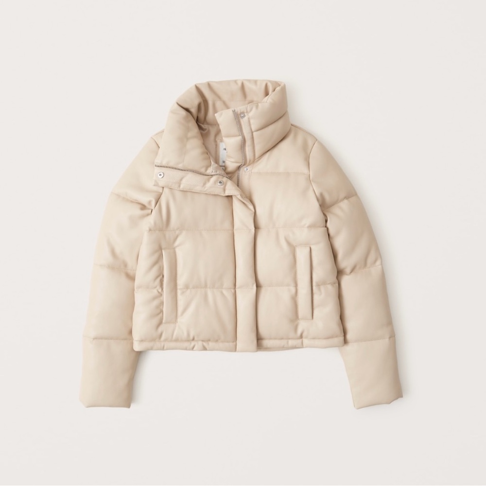 Like new with tags Abercrombie Women's Vegan Leather Mini Puffer